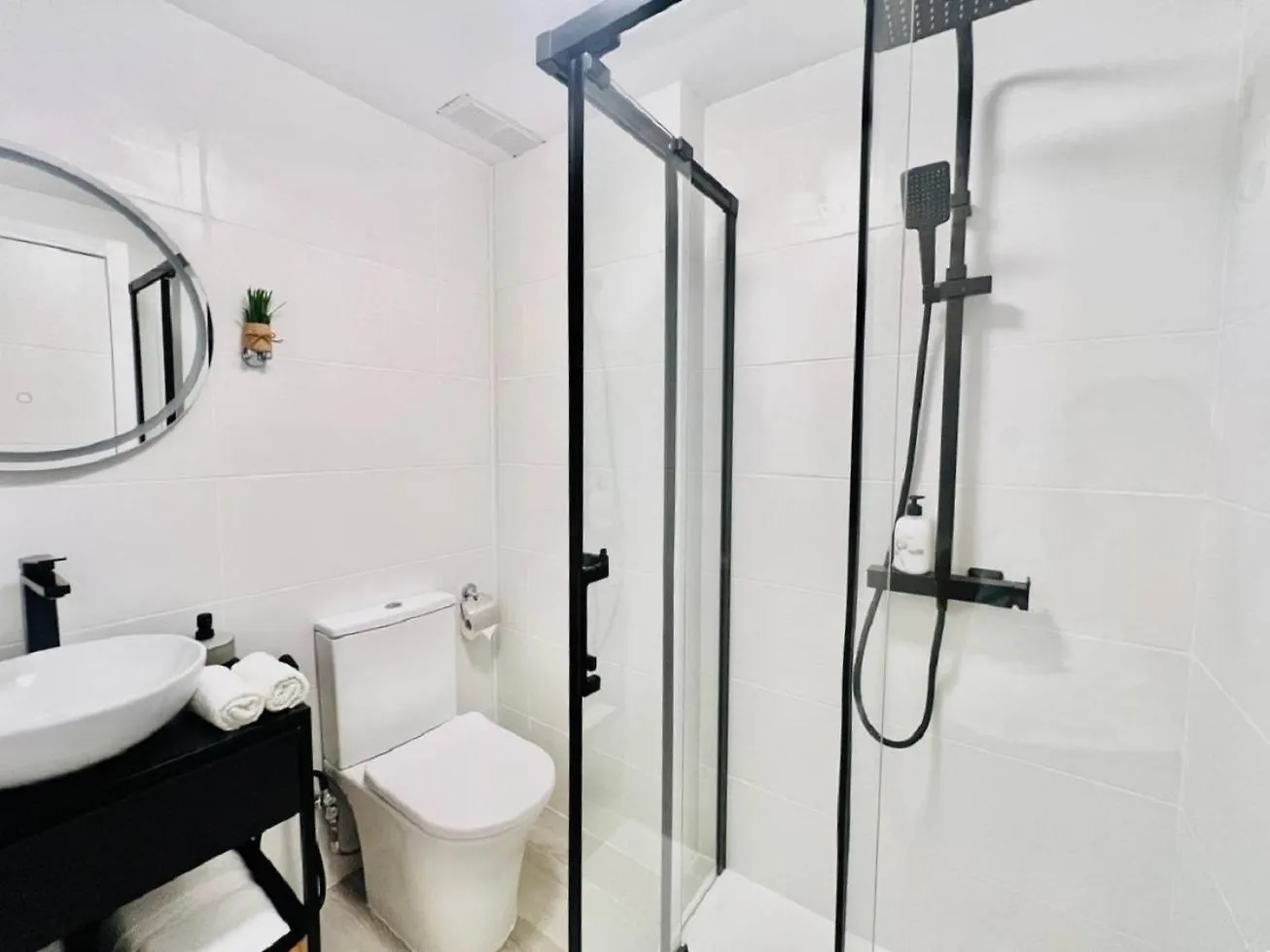 Paulmarie Apartment In Los Cristianos
